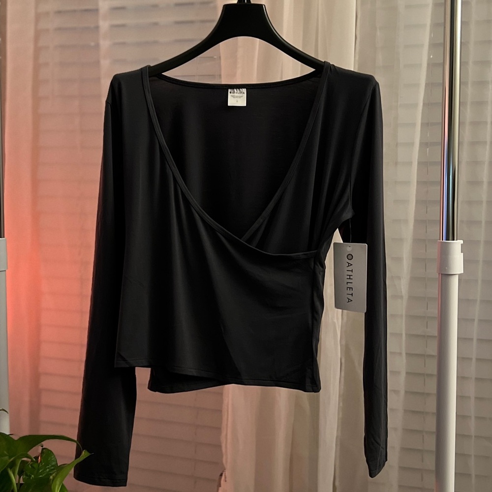 Brand new Athleta Wrap Shirt in heathered gray